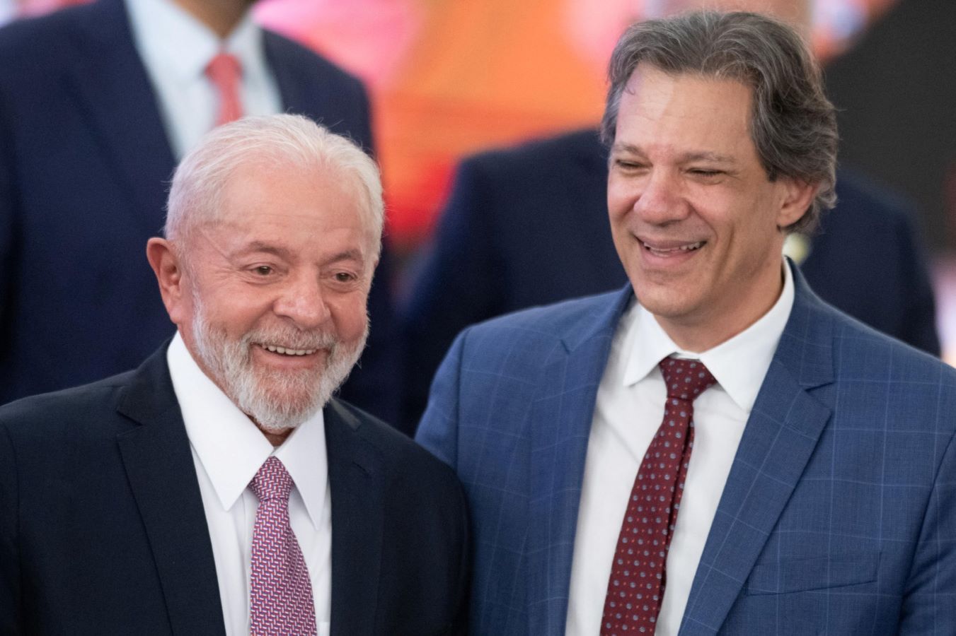 Possível Pacote de Corte de Gastos de Lula e Haddad: Impactos e Expectativas para a Economia Brasileira