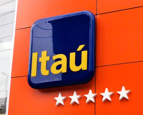 Itaú (ITUB4) se Consolida como Estrela dos Bancos no 3T24 com Lucro Projeção de R$ 10,4 Bilhões e ROE de 21,4%